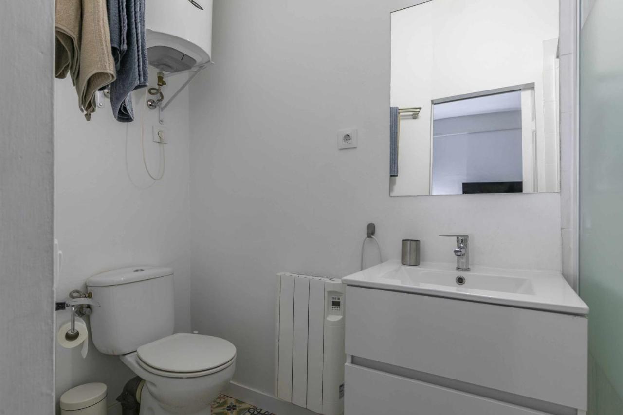 Apartamento Centrico Y Confortable Apartment Madrid Exterior photo